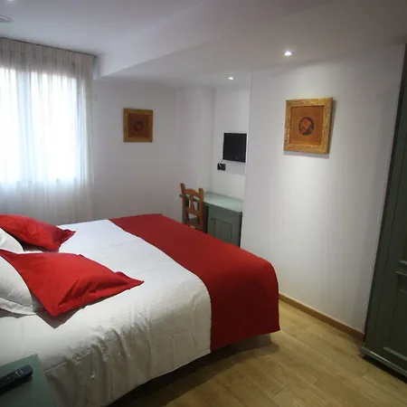 Boutique Castilla Hotel 2*