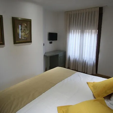 Hotell Boutique Castilla 2*