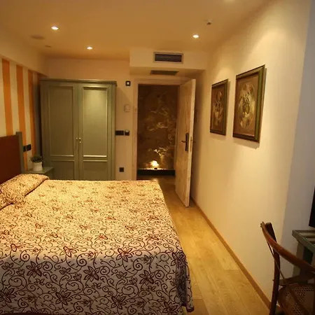 Boutique Castilla 2*