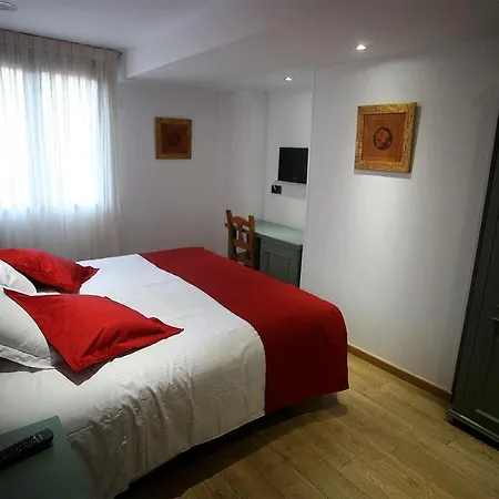 Boutique Castilla Hotel 2*