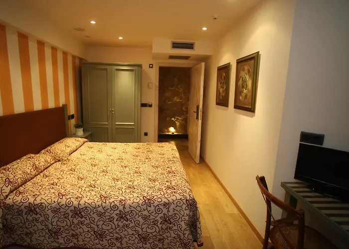 Boutique Castilla 2*